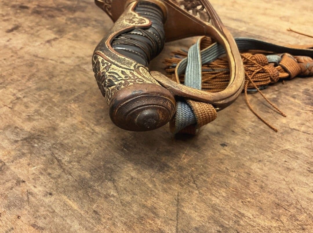 【当時物】日本軍 帝国陸軍 軍刀 指揮刀 模造刀 模造刀身 サーベル【刀緒付②】