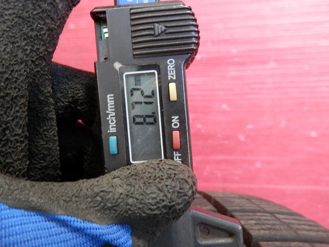 80ノアヴォクシーにダンロップ製WM03 205/60R16スタッドレスセット