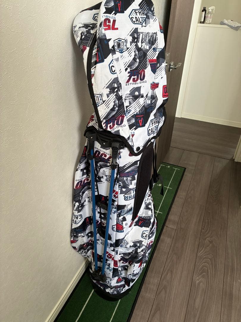 OAKLEYキャディバッグ