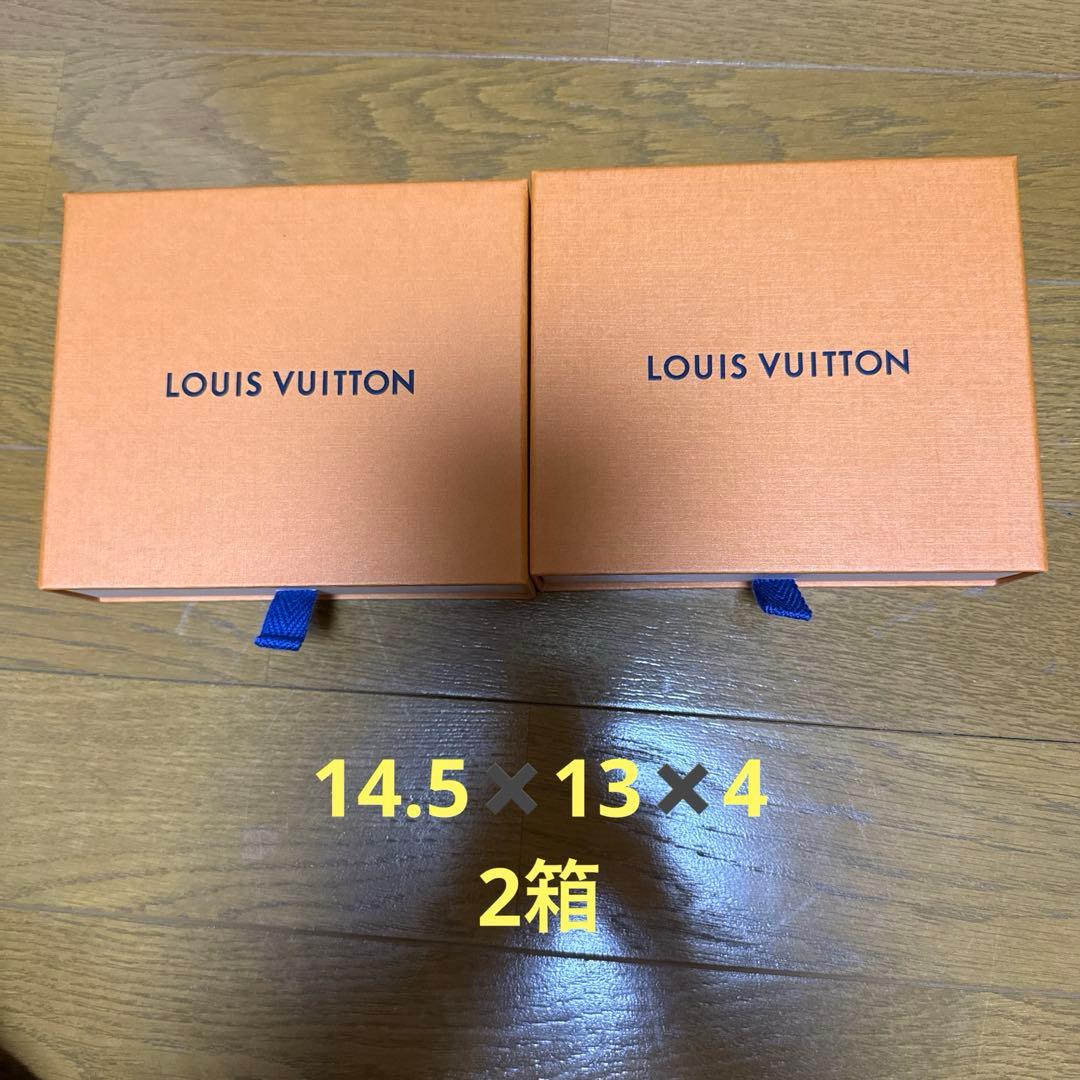 LOUIS VUITTON ギフトボックス　ショッパー他