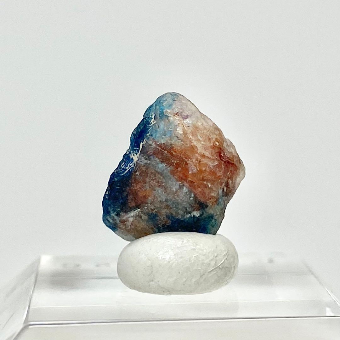 バイカラー　ユークレース　ジンバブエ産　鉱物標本　原石鉱石　天然石　ストーン