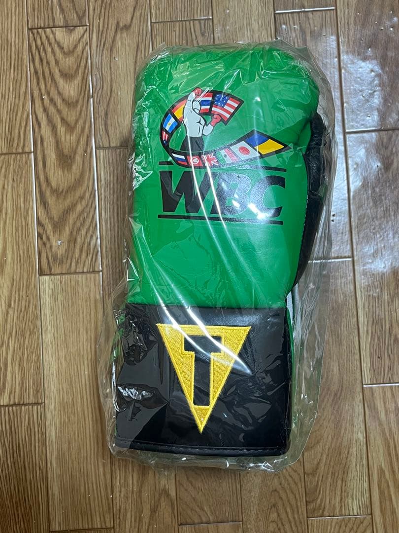 TITLE製WBC ボクシンググローブ 8oz（グリーン）