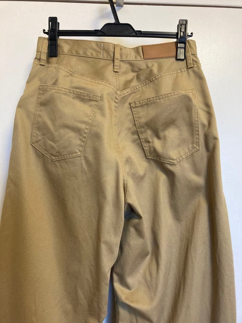 Curensology 〈&RC〉カーヴィーチノベージュ　40 カレンソロジー