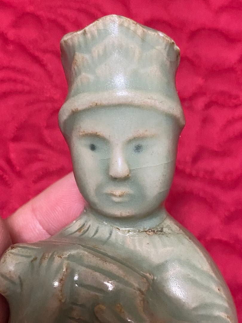 12世紀 高麗青磁 文官形水滴　 (検/文房具李朝徳利酒器新羅唐津古宋備前）