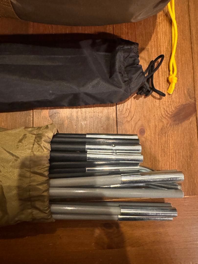 Coleman ツーリングテント オリーブグリーン　別売りキャノピーポール付き