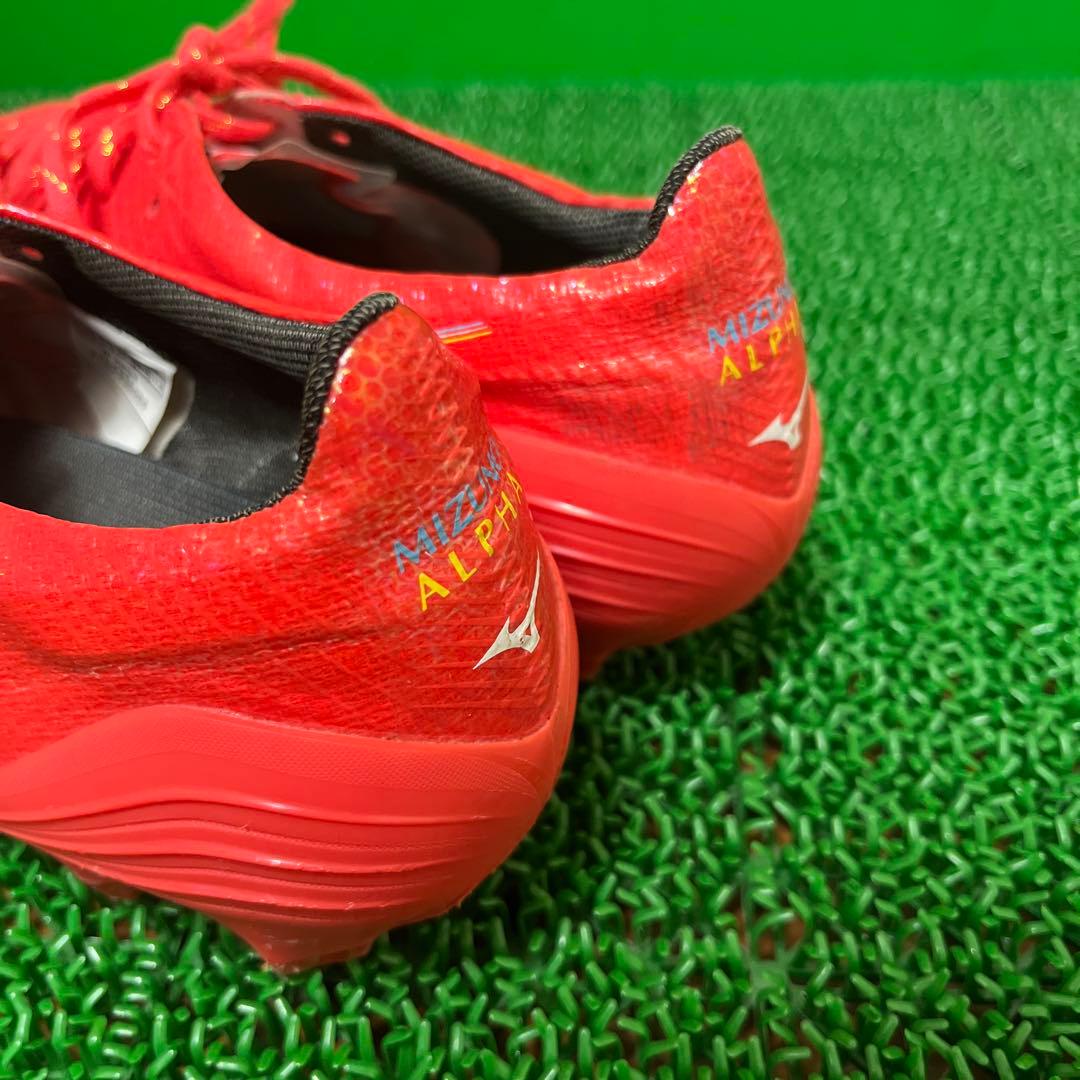 ミズノ サッカースパイク アルファ JAPAN(レッド)