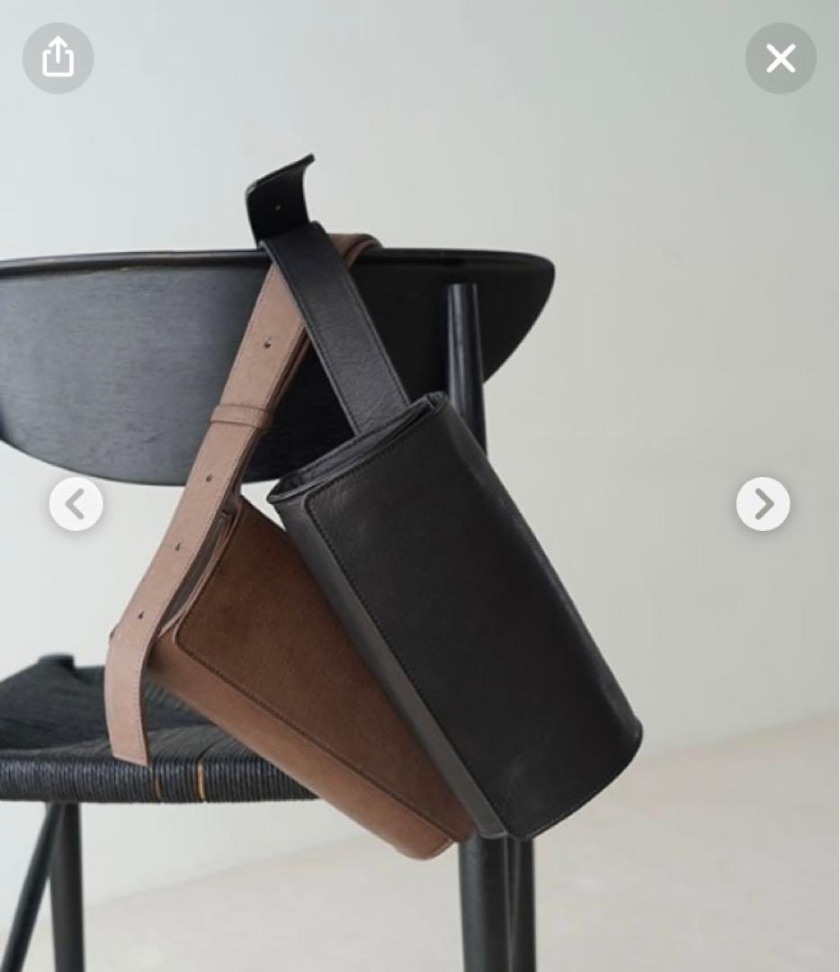 ETRE TOKYO × Inswirl ディアスキンボディバッグ ブラック