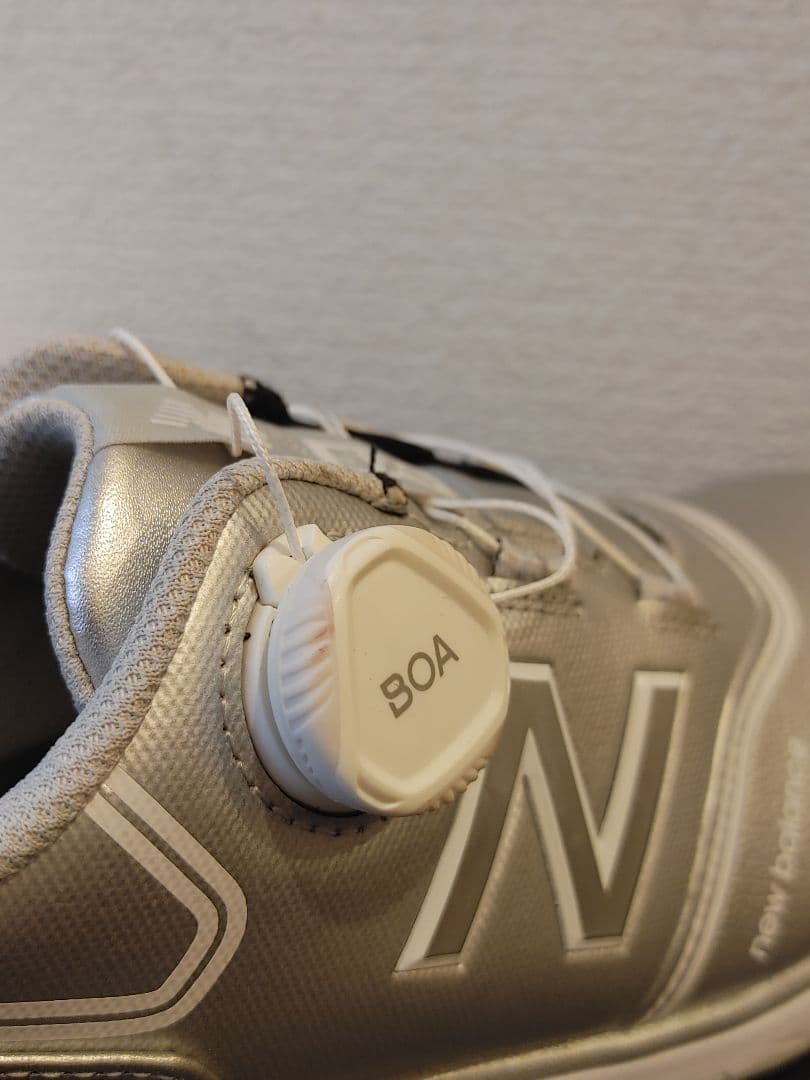 ニューバランス　ゴルフシューズ スパイク　23.0センチ　シルバー　ダイヤル