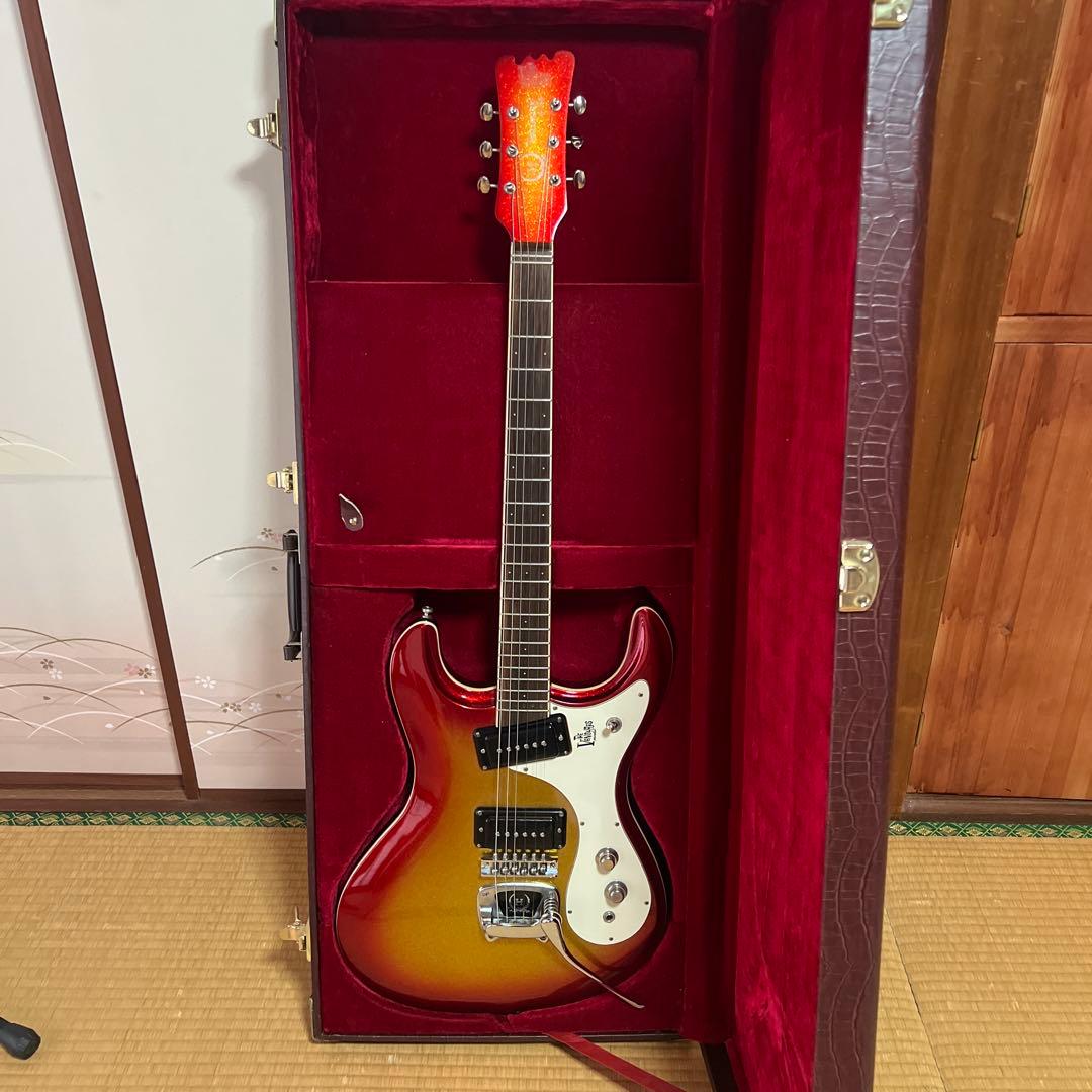 Hallmark エレキギター