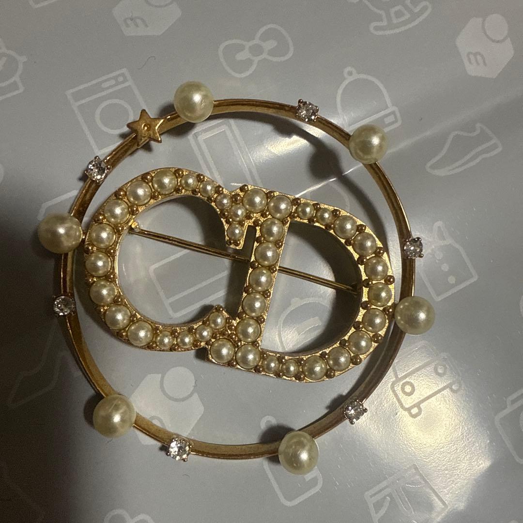 DIOR ブローチ