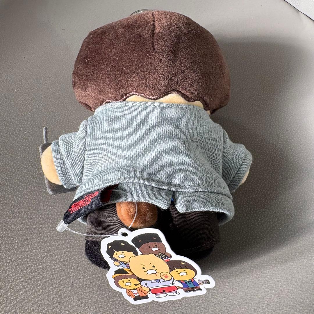 カカオフレンズ　stranger things ブラインドボックス　マイク