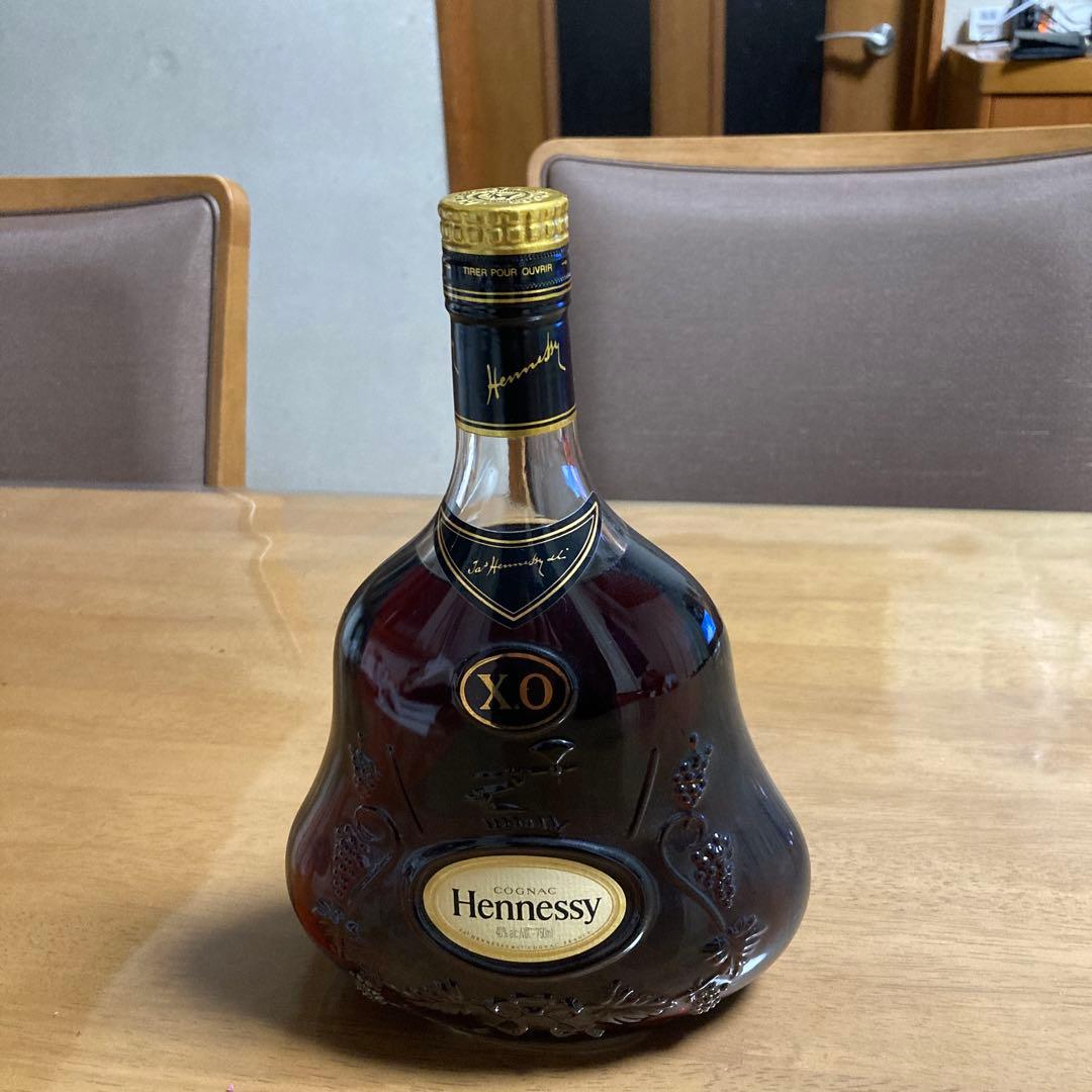 Hennessy XO 750ml ダークブラウン　金キャップ