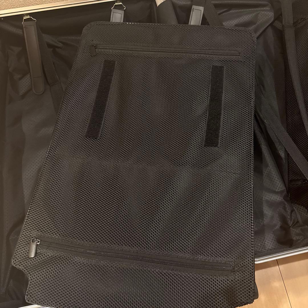 OUNCEアルミ合金 ボディスーツケース サイズ 70L 7泊〜8泊　シルバー