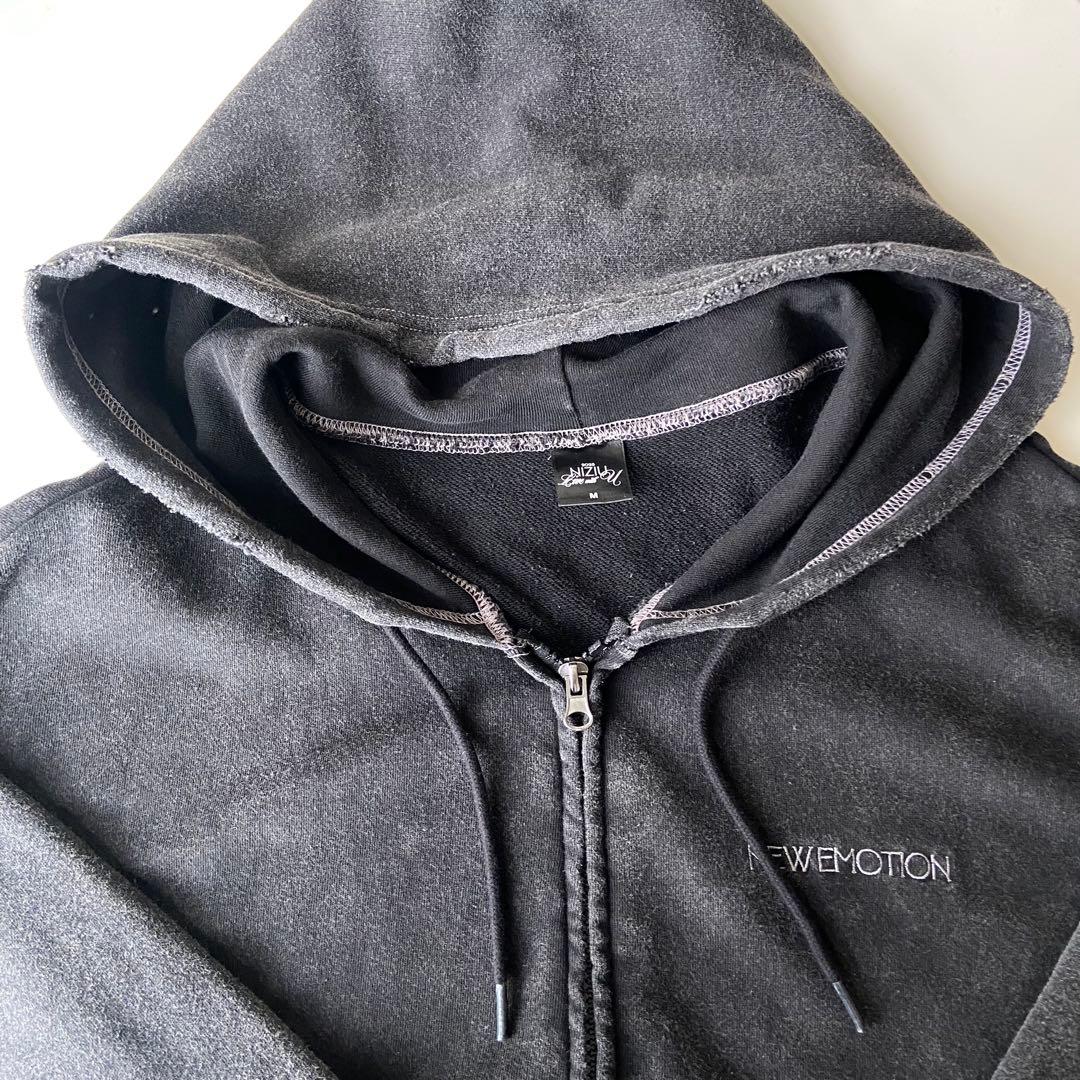 完売品NiziU Live with U 2025 HOODIE Mサイズ