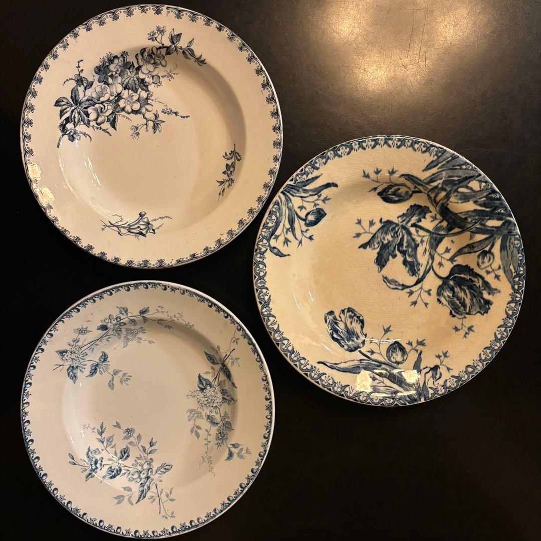 フランスアンティーク皿 3枚セット 青い花柄 チューリップ・野バラ・木ノ実