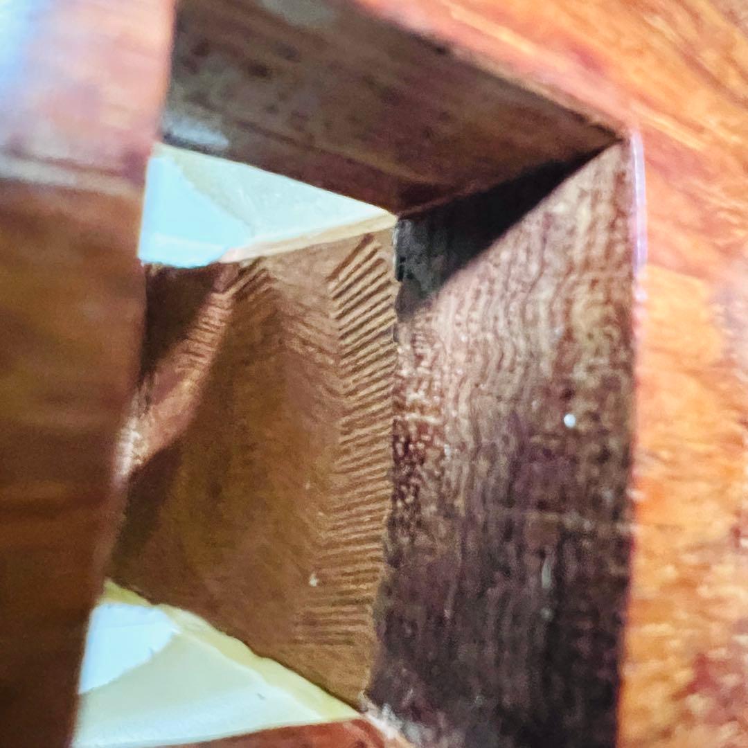 三味線　ハードケース付　紅木 綾杉胴 金細