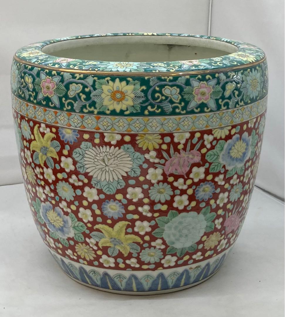 B182s  十錦手「花尽くし火鉢」菊・梅・牡丹　手焙り　鉢カバー　七宝繋文