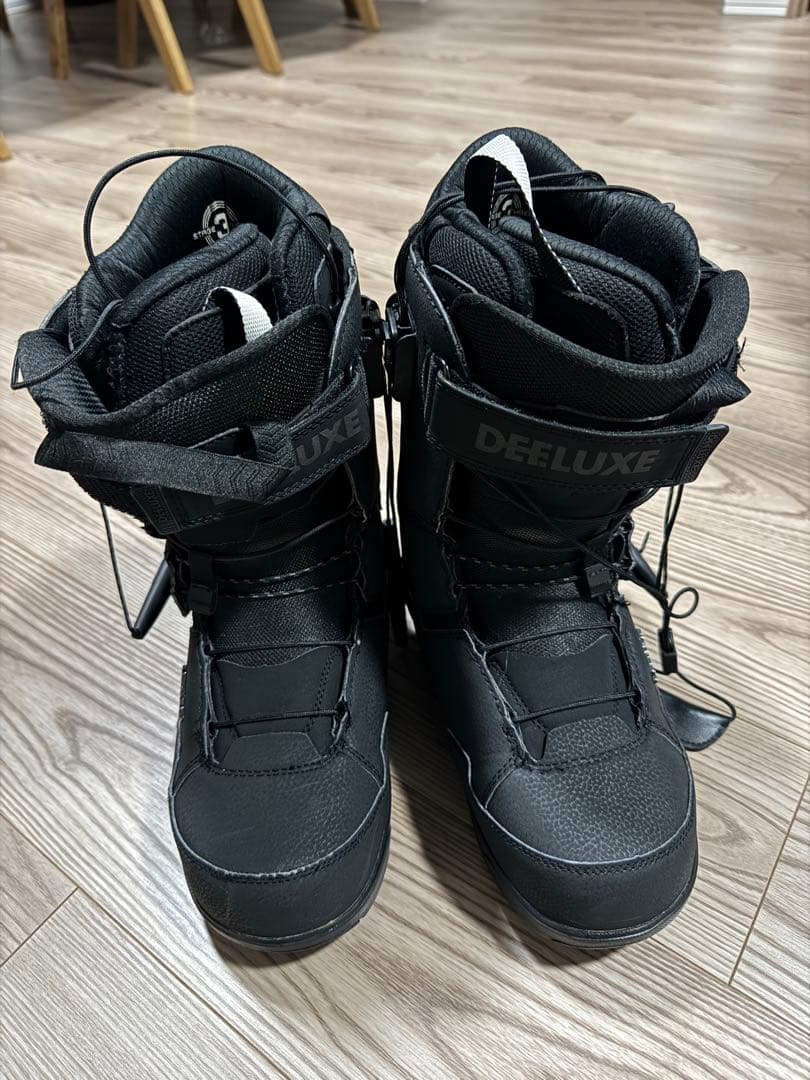 DEELUXE ブラック スノーボードブーツ
