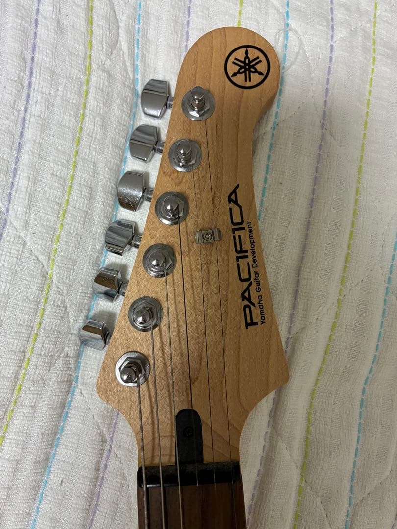 ヤマハ(YAMAHA) エレキギター PACIFICA112V
