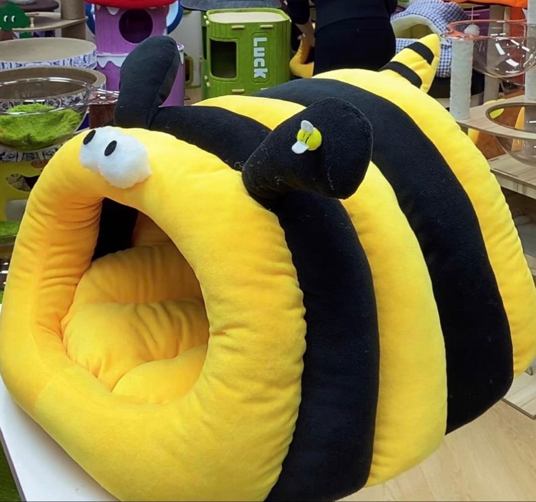ミツバチ型ペットハウス クッション付き