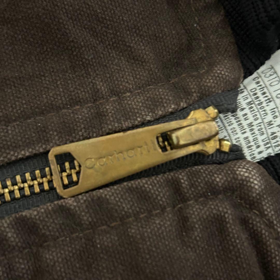 『Carhartt』カーハート　ダックベスト　V02-DKB　フェード　ブラウン