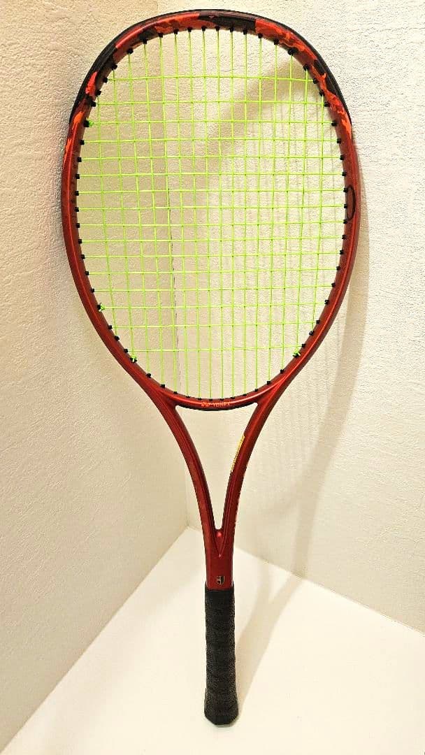 美品ヨネックス ジオブレイク70vs　タンゴレッド YONEX