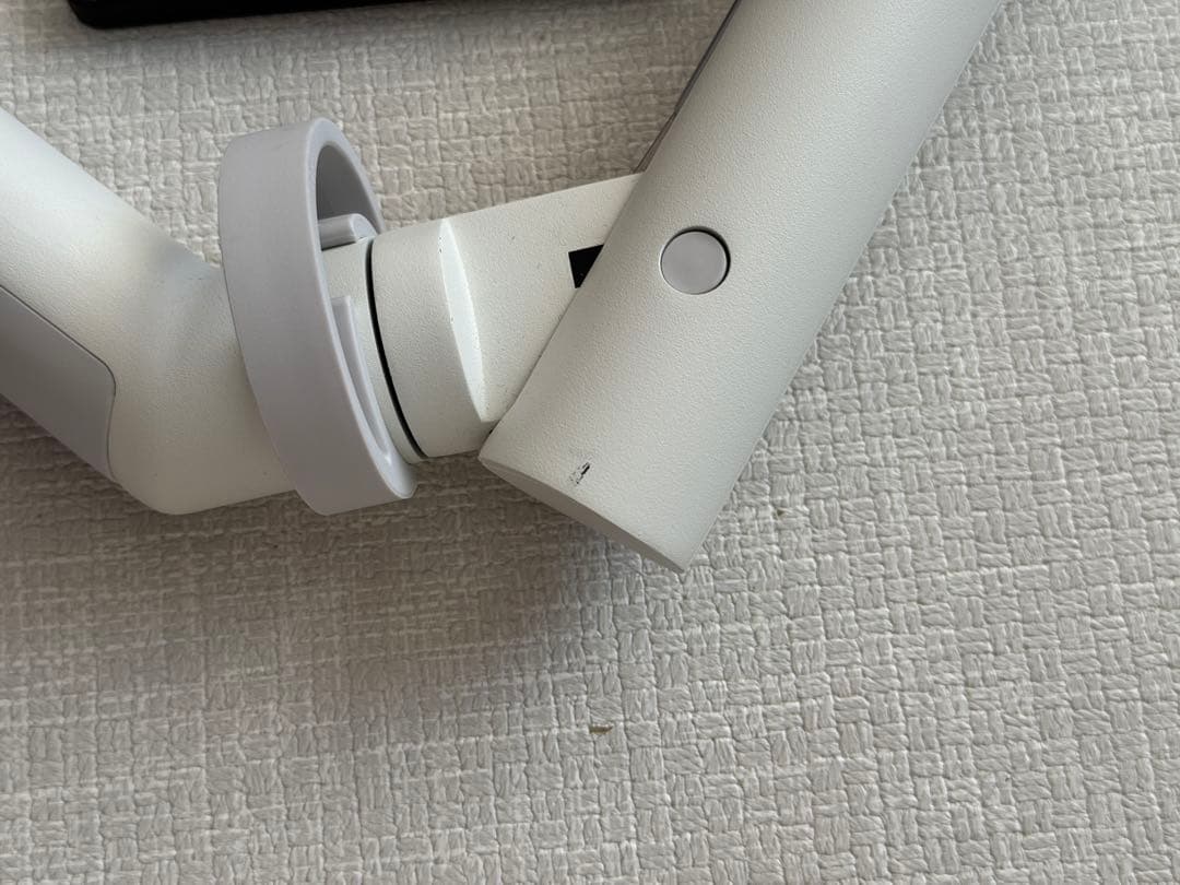 ハーマンミラー CBS モニターアーム FLO ホワイト