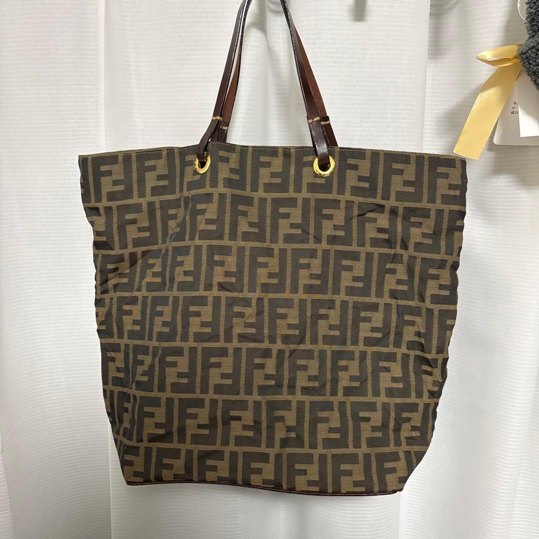 ア*キ様 FENDI フェンディ ズッカ柄 トートバッグ ハンドバッグ バケツ