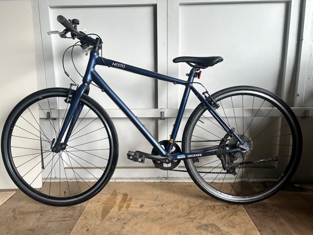 NESTO クロスバイク ネイビー 7段変速