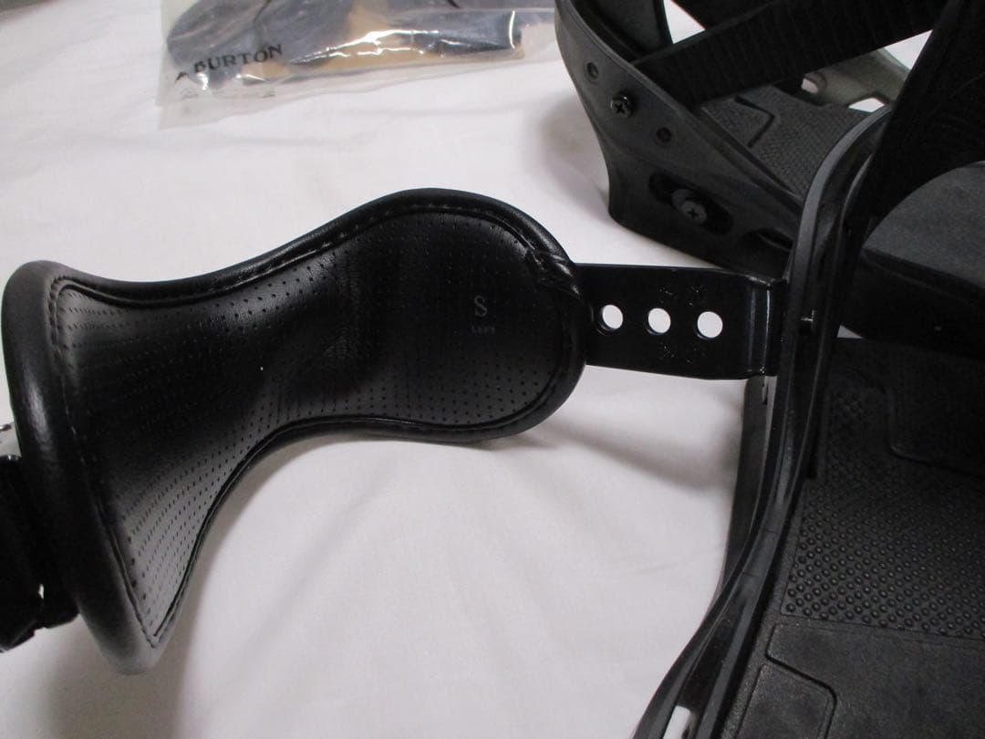 M250822G100★Burton FS ブラック ビンディング　サイズS