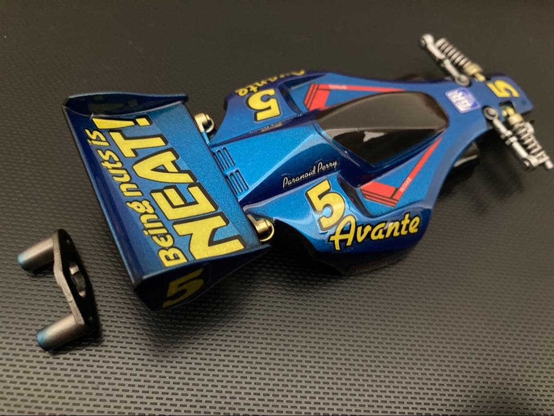 スバルR2様御依頼品　ミニ四駆　アバンテjr 塗装済み　ボディー　ポリカボディ