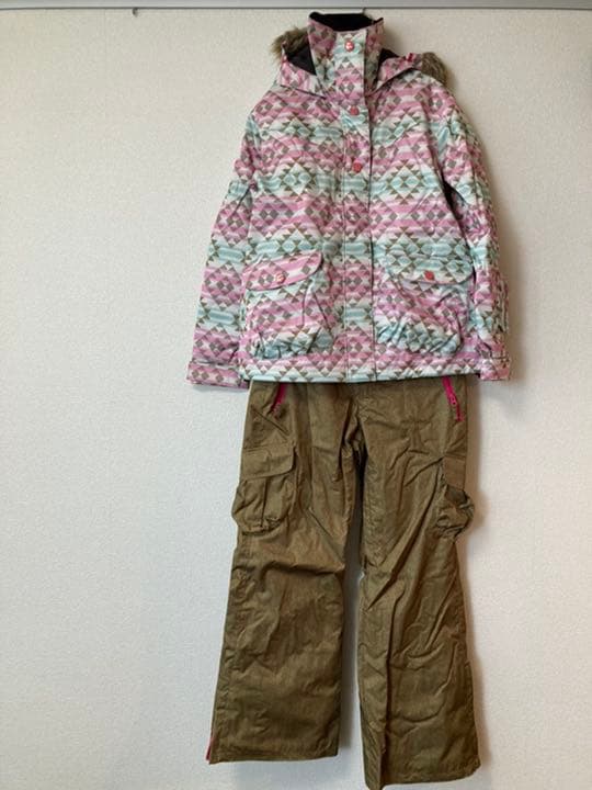 スノボウェア　レディース　Sサイズ上下セット