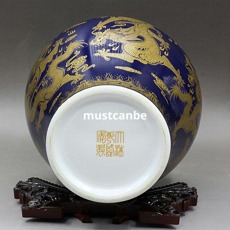 大清乾隆宝石藍蒔金竜紋将軍缶 景徳鎮 陶磁器 装飾品 現代工芸品 美術品 置物