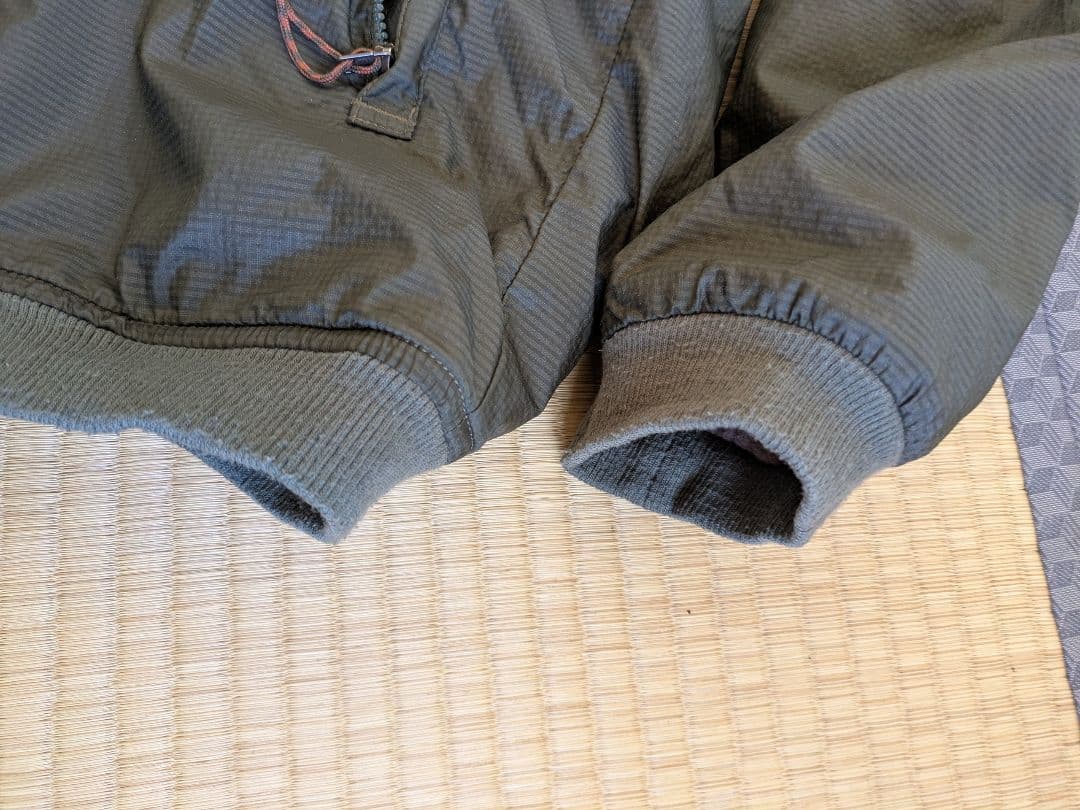 Patagonia リバーシブルナイロンジャケットセージカーキMサイズ