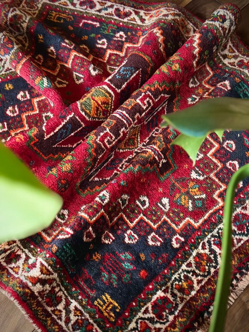 トライバルラグ　ヴィンテージラグ　ペルシャ絨毯　カシュガイ族　プリミティブアート