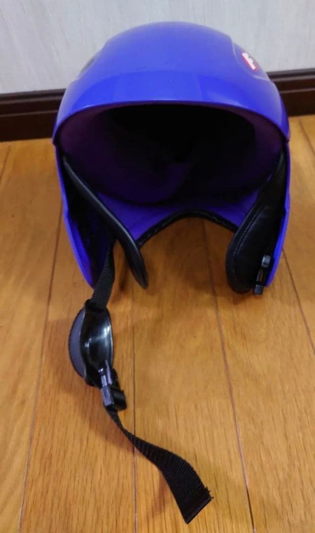 ティーチングベルト　トライスキー　幼児用ジュニア用スキーヘルメット　ゴーグル