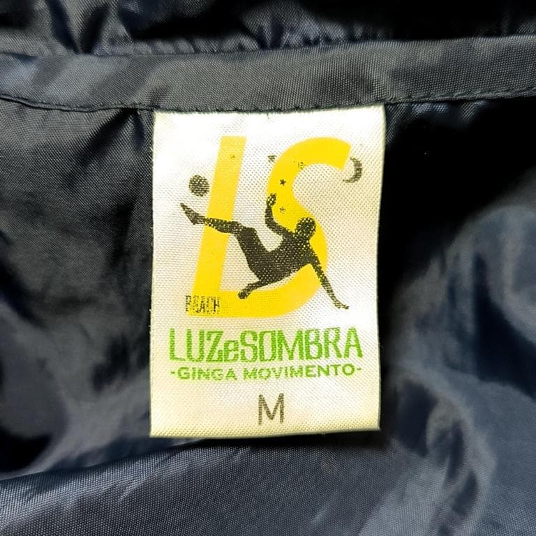 ◆ルースイソンブラ　フットサル　メンズ　中綿ジャケット　Mサイズ　ネイビー　紺