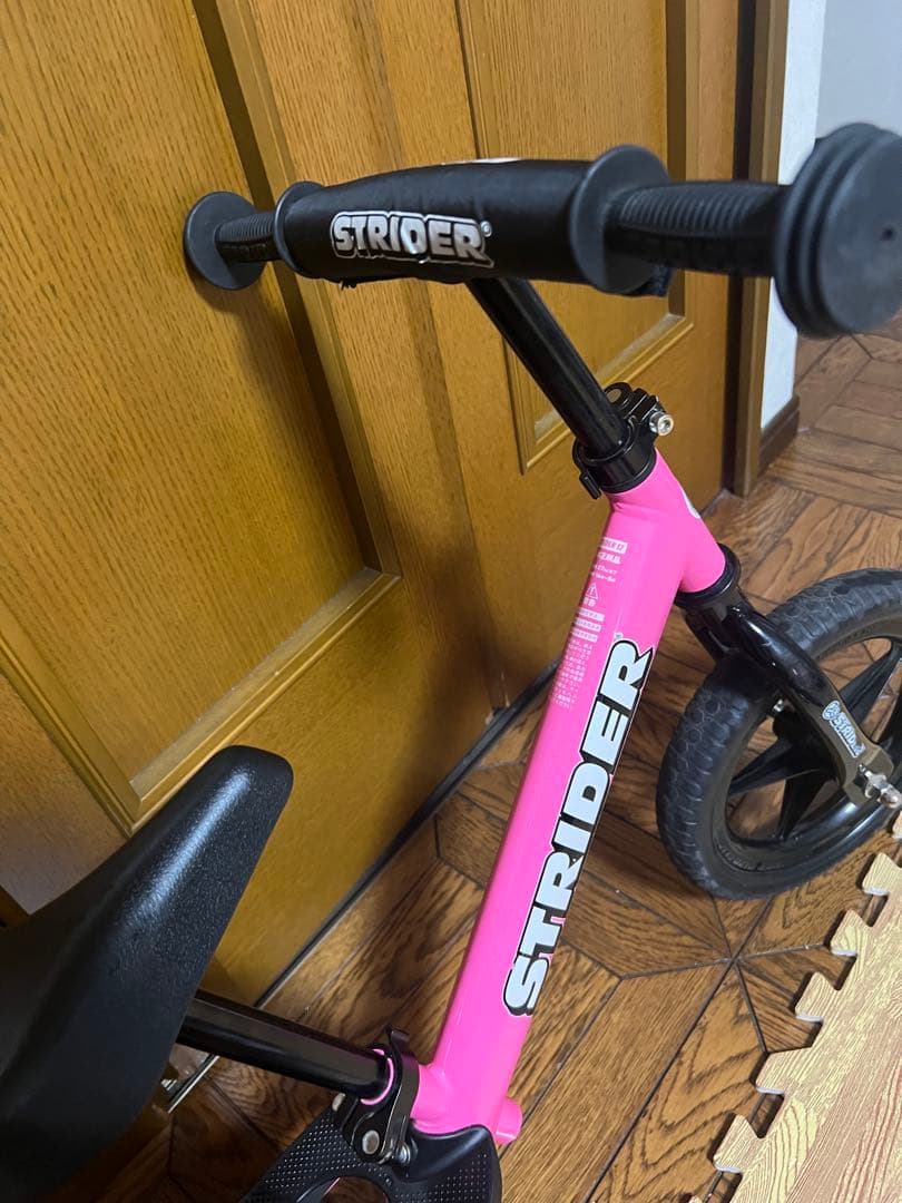 【美品】STRIDER ストライダー　スポーツ　ピンク　12インチ　キックバイク
