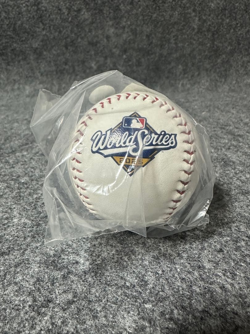 ドジャースチャンピオンズ バッチ2025+公式ボール