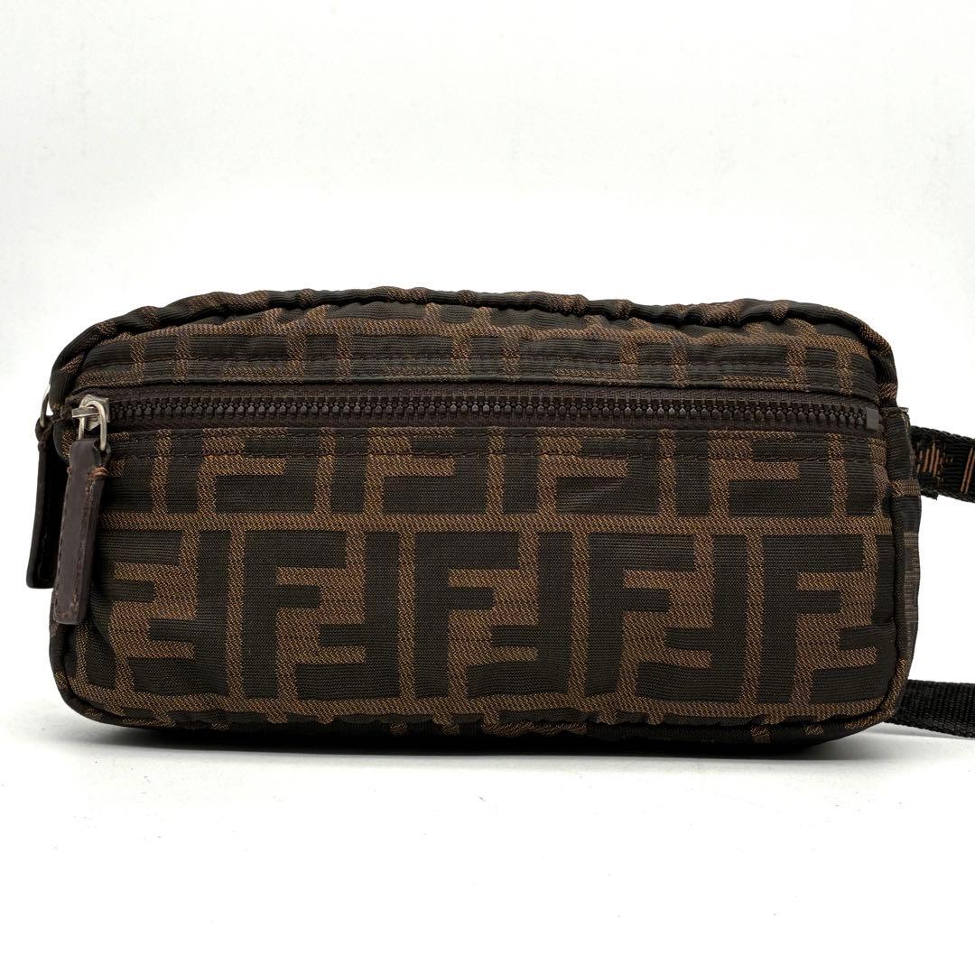 正規品・廃盤 フェンディ ボディバッグ ズッカ FF 斜め掛け ユニセックス 茶