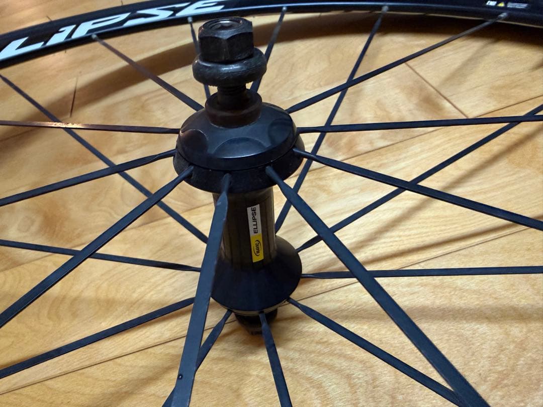 ELLIPSE 完組ホイール ブラックハブ