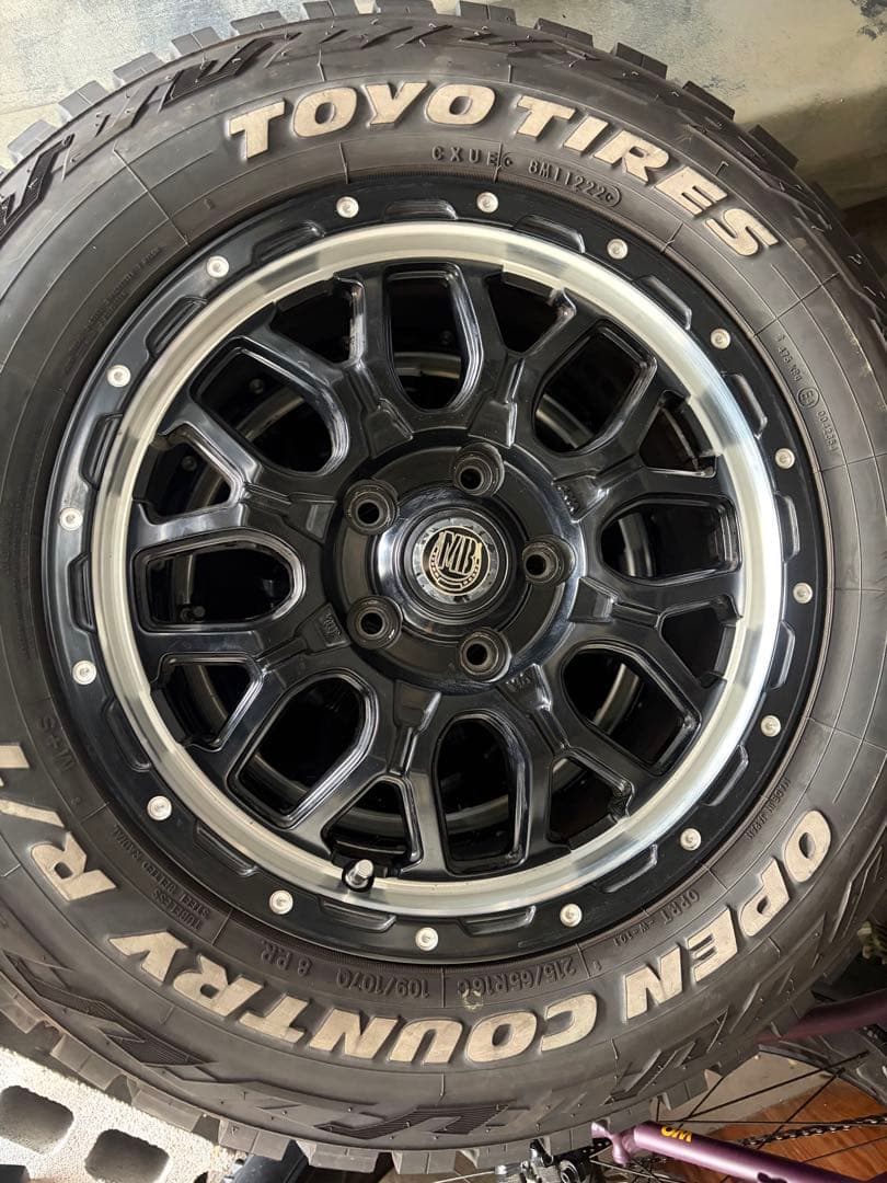 OPEN COUNTRY R/T 215 65 R16 バリ溝　1本④