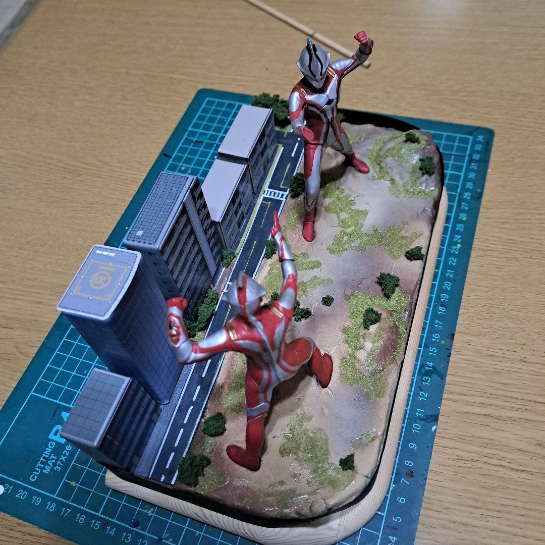ジオラマ ニセ ウルトラマン メビウス