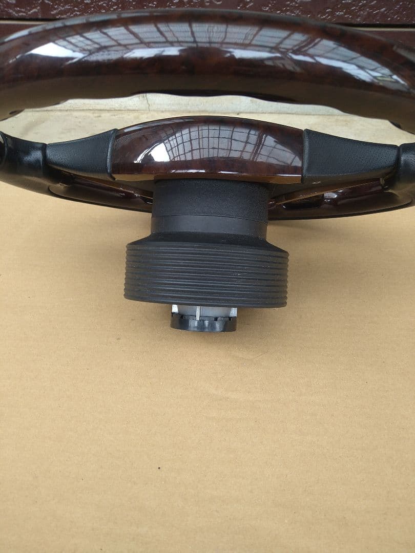 Fabulous ステアリングホイール ダークウッド