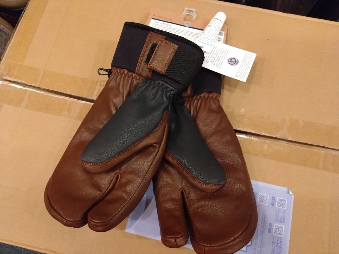 新品未使用！正規品！最新HestraヘストラグローブTopo3Finger