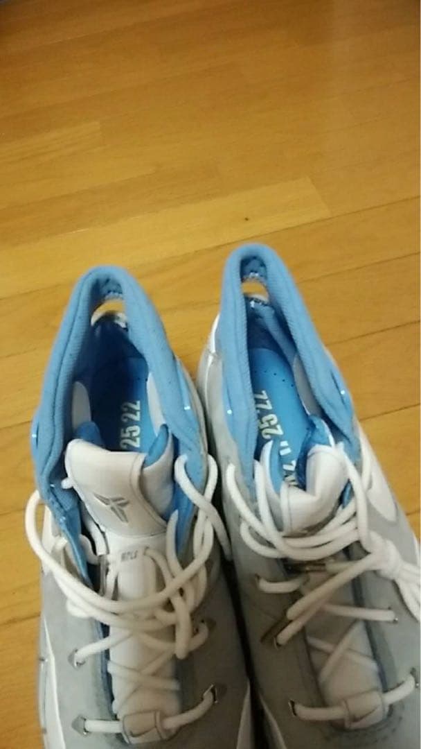 ナイキ ZOOMAIR UPTEMPO MPLS グレー/ブルー/ホワイト