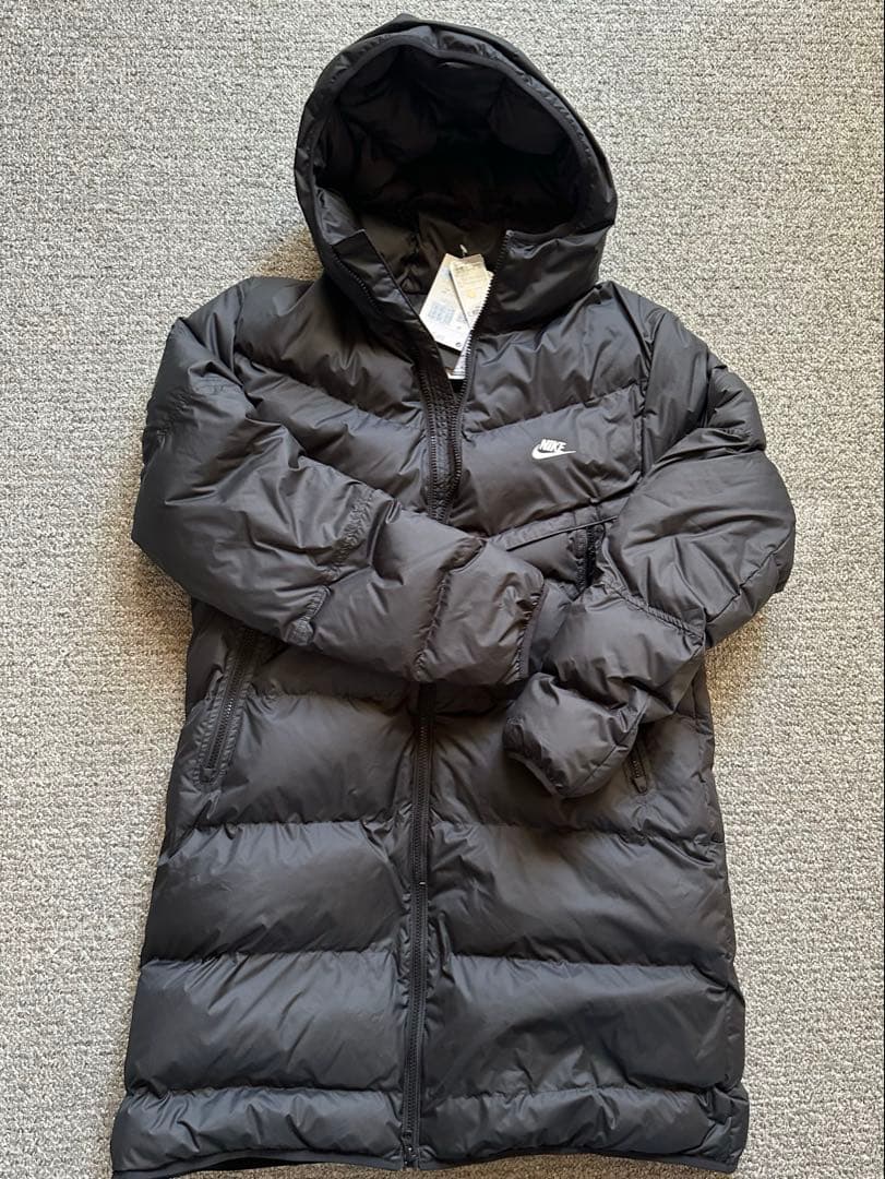 新品タグ付き　NIKE ナイキダウンベンチコートSF WR DV1134-010