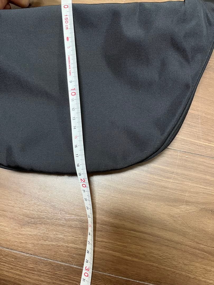 BALENCIAGA ボディバッグ ブラック