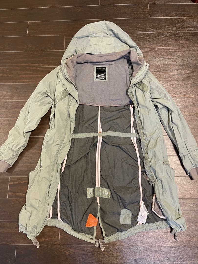 デンハム　ミリタリー風コート　グレー　 Mサイズ 春秋物　レインコート