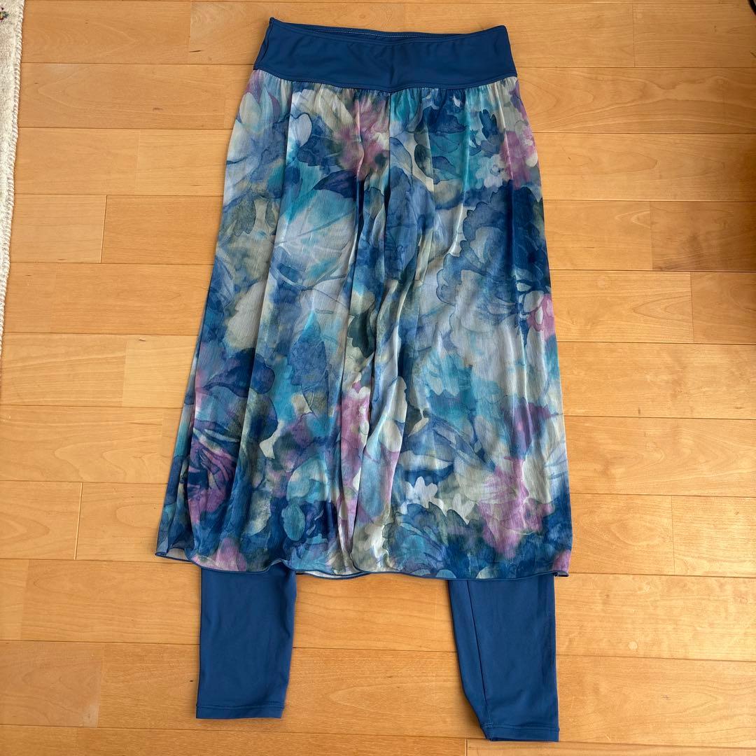 チャコット　セパレートガウチョパンツ